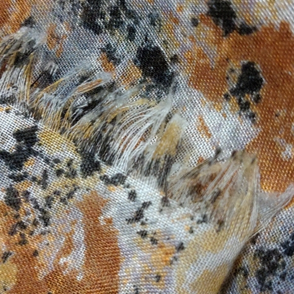 Soft Autumn Made-In-India Fashion Long Scarf - Picture 3 of 3